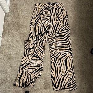 Zara leopard print cargo pants